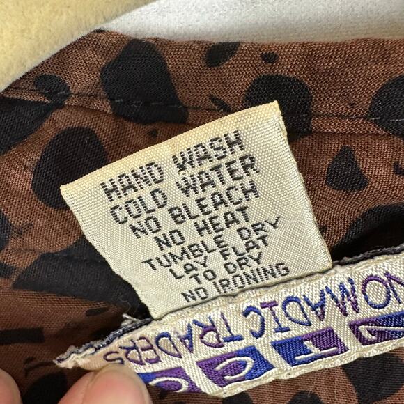 Women's Nomadic Traders Quilted Brown Animal Print Reversible Button Up Jacket L - Picture 7 of 7